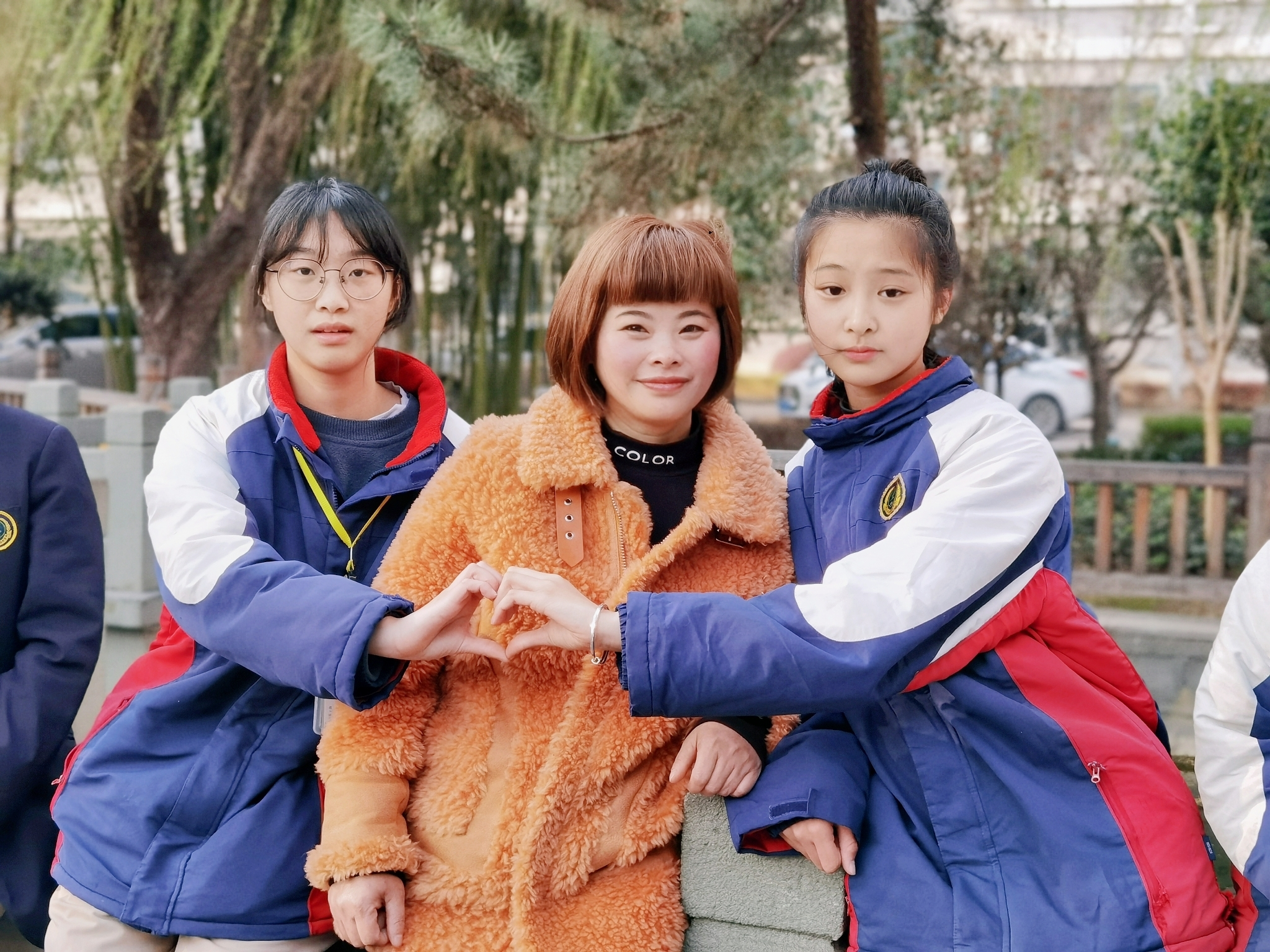 图片2.png 图片2.png